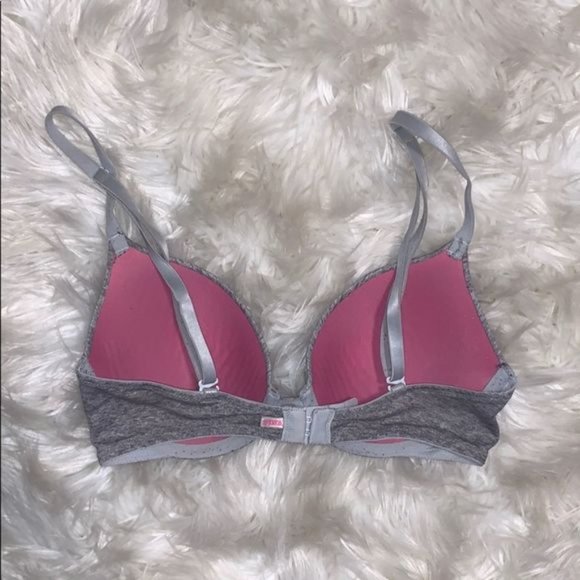 Set of Pink Victoria’s Secret Bras Size 32C - Picture 4 of 7
